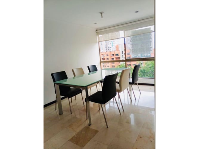 Oficina en arriendo en San Lucas, Medellín, 132 m² · foto 5 de 9