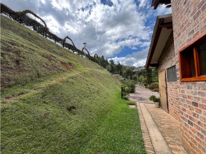 Casa de 2 alcobas en arriendo en Barro Blanco, Rionegro, 270 m² · foto 16 de 24