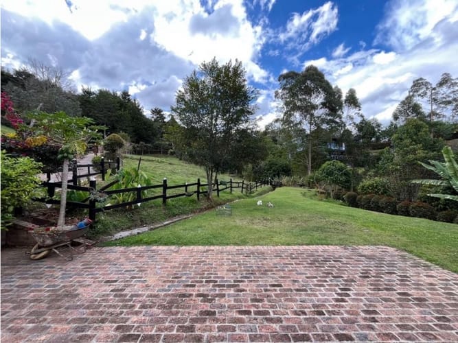 Casa de 2 alcobas en arriendo en Barro Blanco, Rionegro, 270 m² · foto 23 de 24