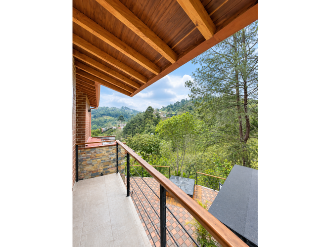 Casa de 5 alcobas en venta en Don Diego, El Retiro, 400 m² · foto 5 de 18
