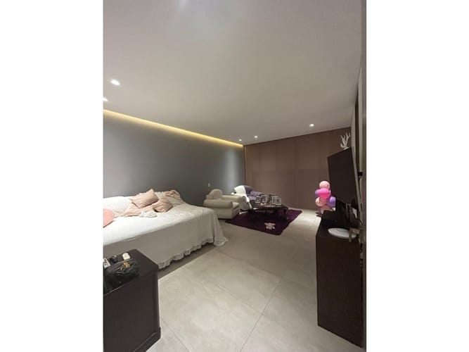 Casa de 5 alcobas en venta en Llano Grande, Rionegro, 800 m² · foto 22 de 24