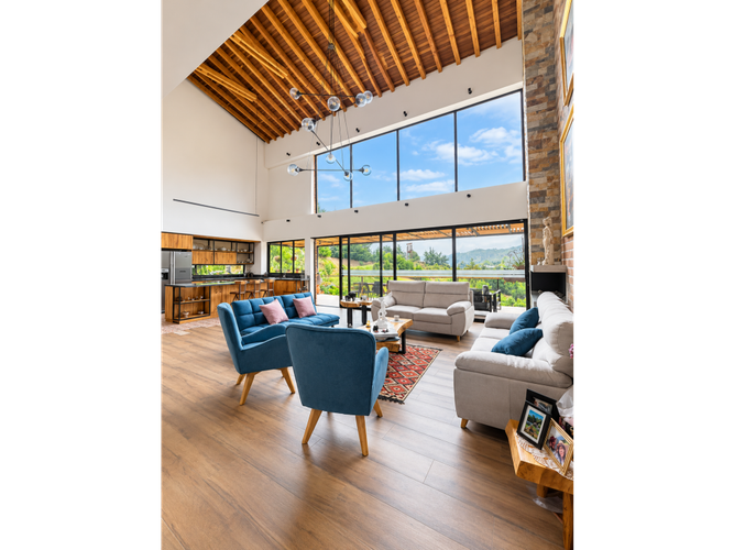 Casa de 5 alcobas en venta en Don Diego, El Retiro, 400 m² · foto 17 de 18