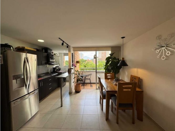 Apartamento de 3 alcobas en venta en Mayorca, Sabaneta, 75 m² · foto 4 de 12