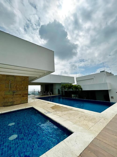 Apartamento de 2 alcobas en venta en Ciudad Jardin, Cali, 140 m² · foto 2 de 21