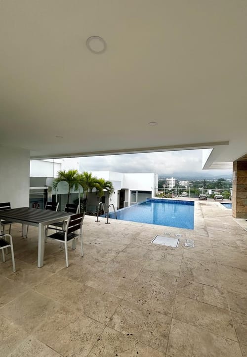 Apartamento de 2 alcobas en venta en Ciudad Jardin, Cali, 140 m² · foto 5 de 21
