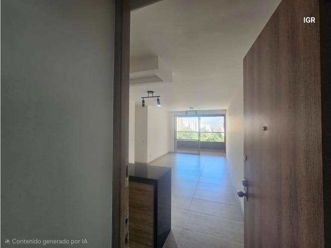 Apartamento de 3 alcobas en venta en San Jose, Sabaneta, 87 m² · foto 2 de 24
