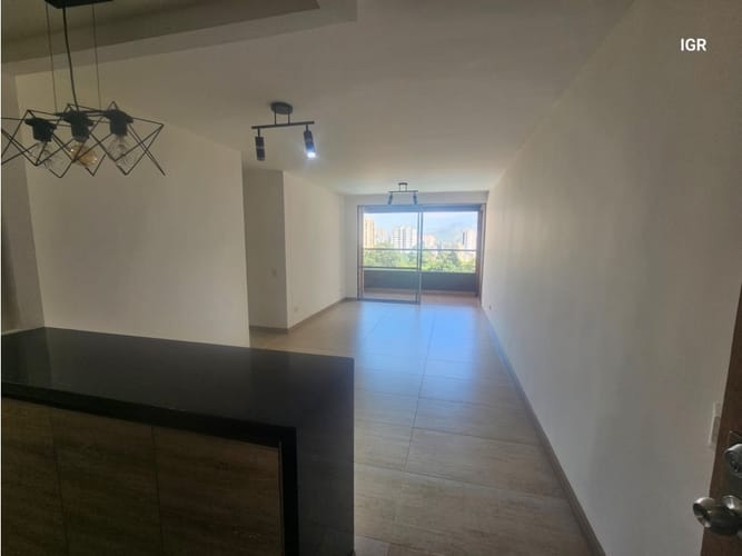 Apartamento de 3 alcobas en venta en San Jose, Sabaneta, 87 m² · foto 5 de 24
