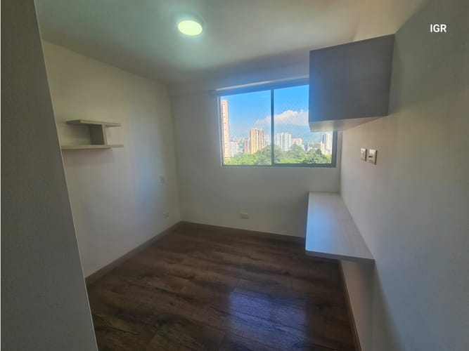 Apartamento de 3 alcobas en venta en San Jose, Sabaneta, 87 m² · foto 21 de 24