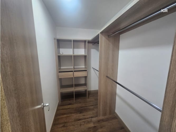 Apartamento de 3 alcobas en venta en San Jose, Sabaneta, 87 m² · foto 23 de 24
