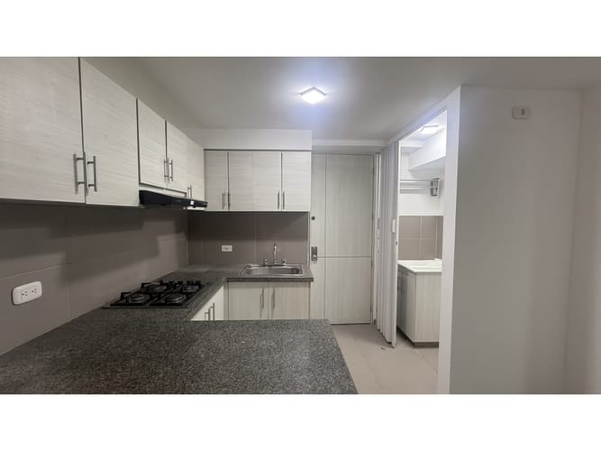 Apartamento de 3 alcobas en venta en Tintala, Bogotá, 52 m² · foto 4 de 16