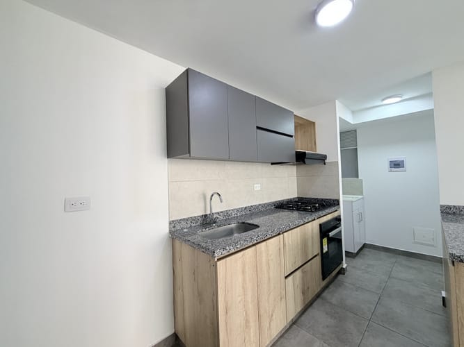Apartamento de 3 alcobas en venta en Ub Alicante, Mosquera, 72 m² · foto 5 de 24