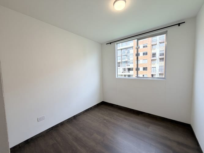Apartamento de 3 alcobas en venta en Ub Alicante, Mosquera, 72 m² · foto 14 de 24