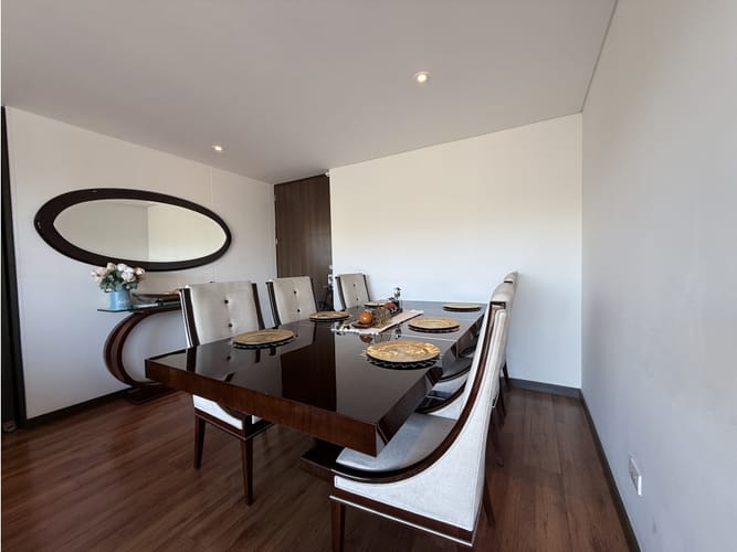 Apartamento de 3 alcobas en venta en Colina Campestre, Bogotá, 208 m² · foto 10 de 24