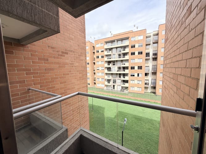 Apartamento de 3 alcobas en venta en Ub Alicante, Mosquera, 72 m² · foto 21 de 24