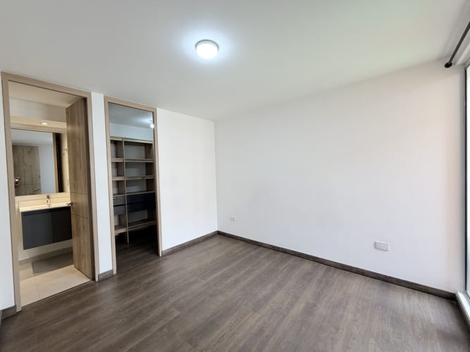 Apartamento de 3 alcobas en venta en Ub Alicante, Mosquera, 72 m² · foto 22 de 24
