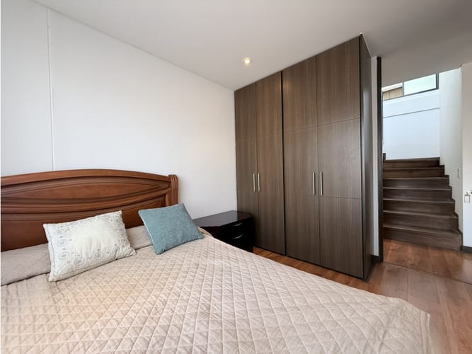 Apartamento de 3 alcobas en venta en Colina Campestre, Bogotá, 208 m² · foto 12 de 24