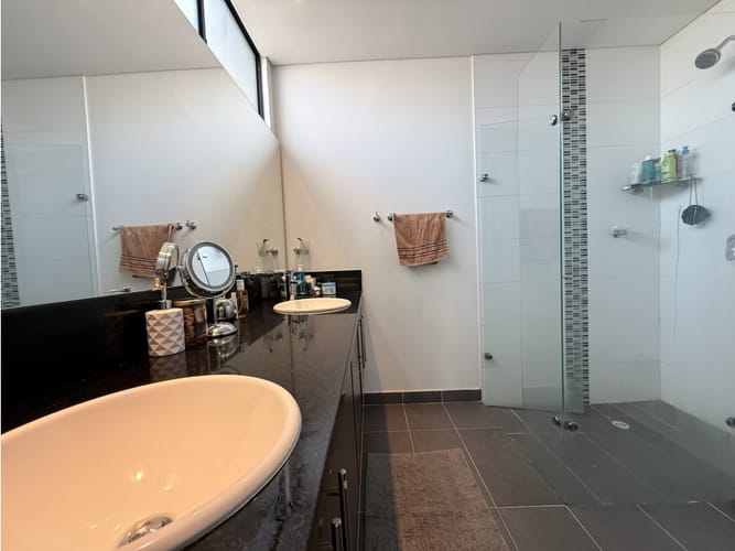 Apartamento de 3 alcobas en venta en Colina Campestre, Bogotá, 208 m² · foto 15 de 24