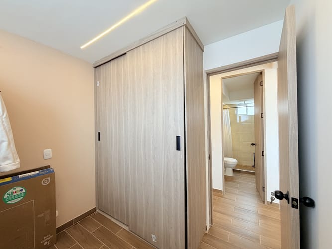 Apartamento de 2 alcobas en venta en San Pedro, Madrid, 42 m² · foto 20 de 24