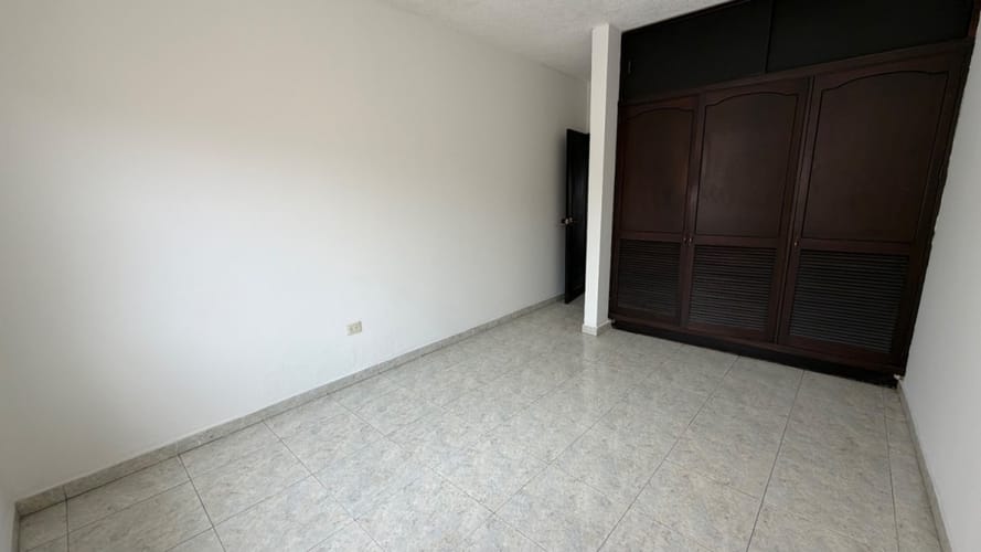 Apartamento de 3 alcobas en arriendo en San Fernando Viejo, Cali, 100 m² · foto 10 de 13