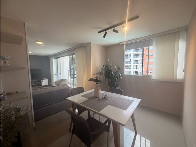 Apartamento de 2 alcobas en venta en Valle Del Lili, Cali, 79 m² · foto 5 de 13