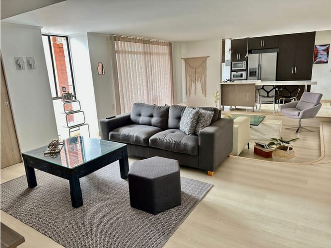 Apartamento de 4 alcobas en arriendo en Patio Bonito, Medellín, 170 m² · foto 14 de 15