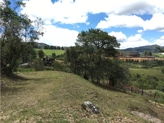 Lote en arriendo en Loreto, Medellín, 12000 m² · foto 3 de 7