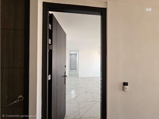 Apartamento de 4 alcobas en venta en San Jose, Sabaneta, 98 m² · foto 3 de 24