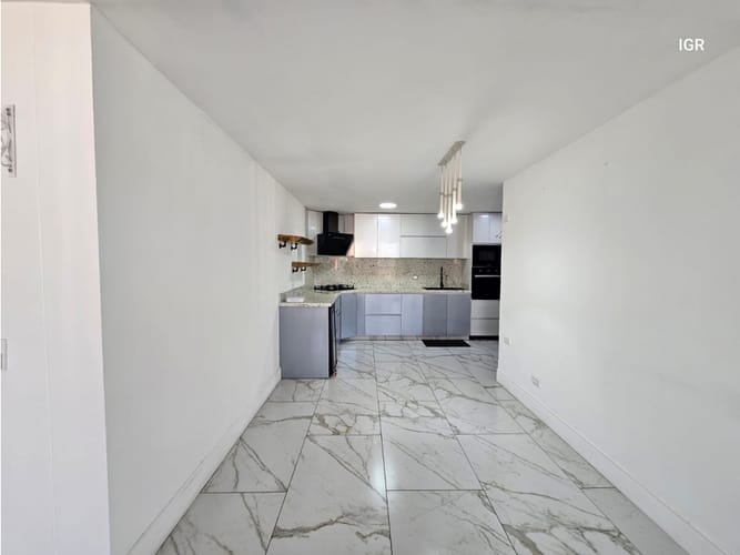 Apartamento de 4 alcobas en venta en San Jose, Sabaneta, 98 m² · foto 7 de 24