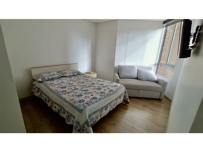 Apartamento de 3 alcobas en arriendo en Villa Carlota, Medellín, 140 m² · foto 7 de 15