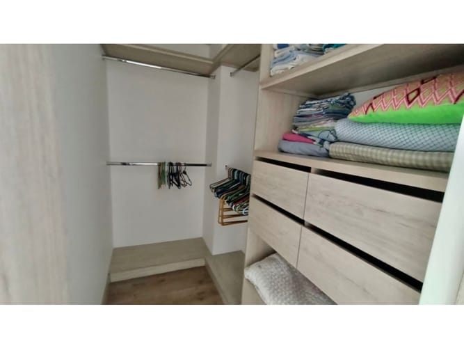 Apartamento de 3 alcobas en arriendo en Villa Carlota, Medellín, 140 m² · foto 9 de 15