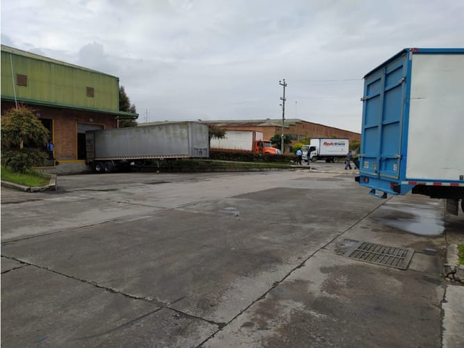 Bodega en arriendo en Mosquera, 1577 m² · foto 10 de 12