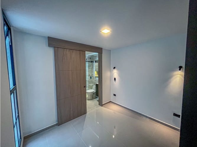 Casa de 4 alcobas en venta en La Ceja, 236 m² · foto 5 de 13