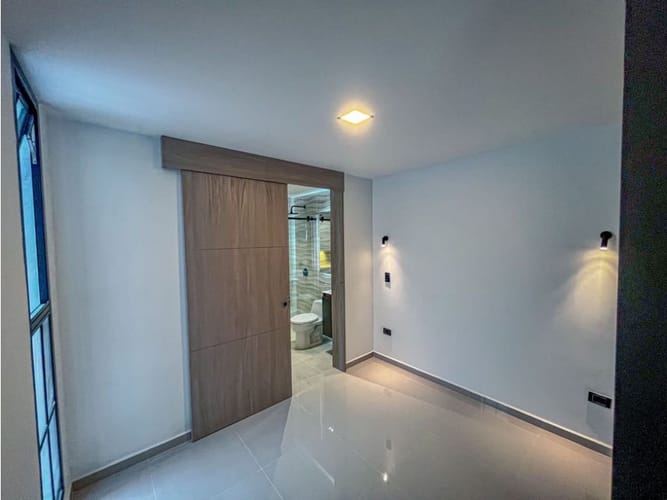 Casa de 4 alcobas en venta en La Ceja, 236 m² · foto 7 de 13