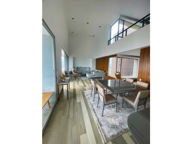 Apartamento de 3 alcobas en arriendo en Alejandría, Medellín, 250 m² · foto 3 de 14