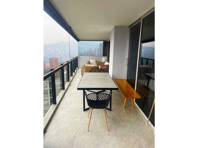 Apartamento de 3 alcobas en arriendo en Alejandría, Medellín, 250 m² · foto 5 de 14