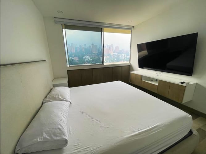 Apartamento de 3 alcobas en arriendo en Alejandría, Medellín, 250 m² · foto 12 de 14