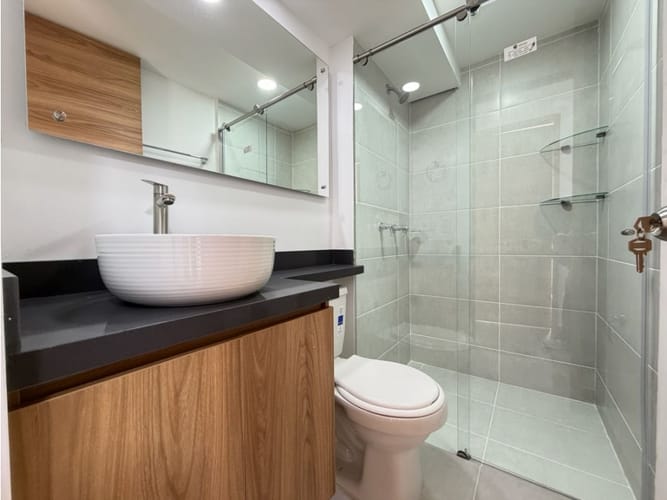 Apartamento de 3 alcobas en venta en Los Gomez, Itagüí, 55 m² · foto 6 de 11
