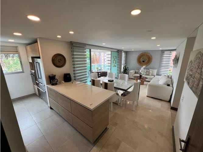 Apartamento de 3 alcobas en arriendo en Alejandría, Medellín, 127 m² · foto 1 de 19
