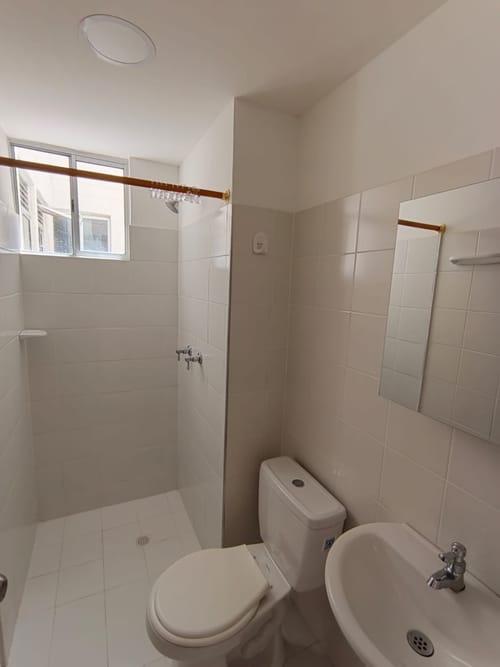 Apartamento de 2 alcobas en arriendo en Cachipay, Cali, 45 m² · foto 17 de 24