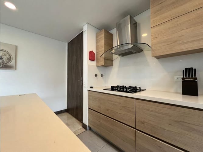 Apartamento de 3 alcobas en arriendo en Alejandría, Medellín, 127 m² · foto 6 de 19