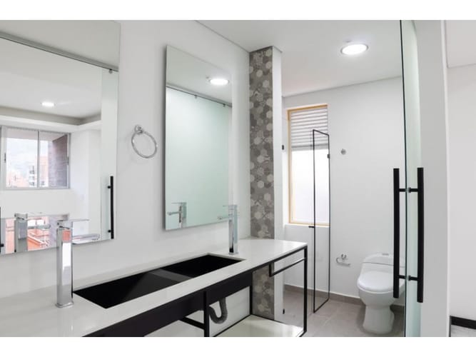 Apartamento de 3 alcobas en venta en Lorena, Medellín, 200 m² · foto 11 de 18