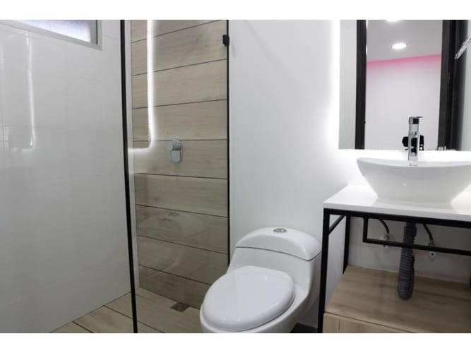 Apartamento de 3 alcobas en venta en Lorena, Medellín, 200 m² · foto 16 de 18