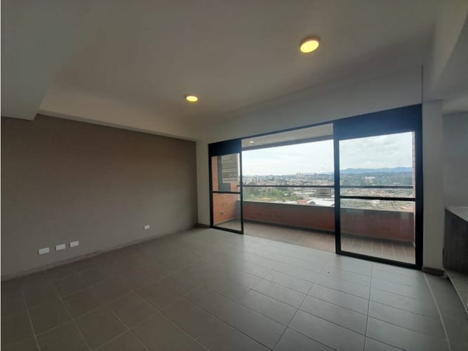 Apartamento de 2 alcobas en venta en El Porvenir, Rionegro, 84 m² · foto 3 de 24