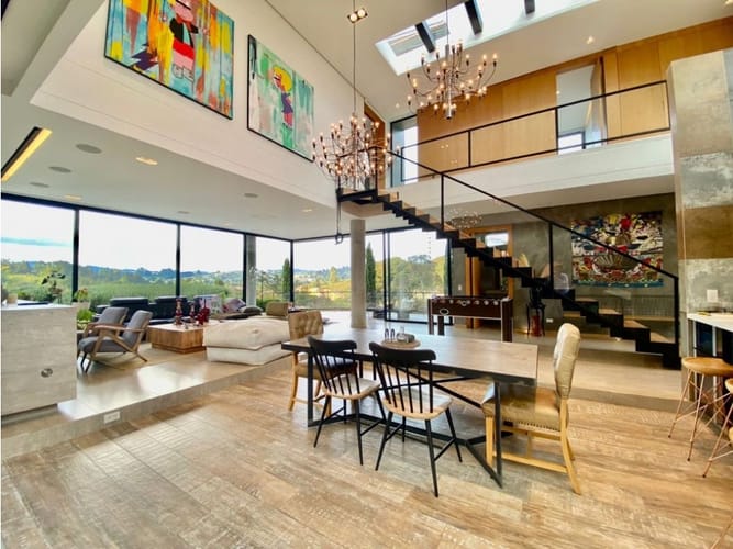 Casa de 4 alcobas en venta en Vía Las Palmas, Medellín, 400 m² · foto 2 de 20