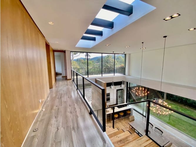 Casa de 4 alcobas en venta en Vía Las Palmas, Medellín, 400 m² · foto 6 de 20