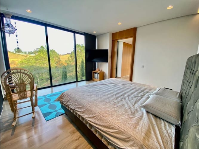 Casa de 4 alcobas en venta en Vía Las Palmas, Medellín, 400 m² · foto 12 de 20