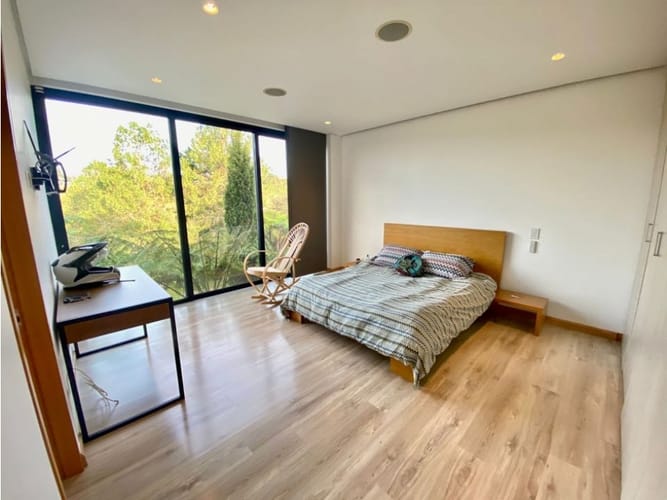 Casa de 4 alcobas en venta en Vía Las Palmas, Medellín, 400 m² · foto 18 de 20