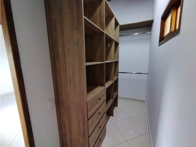 Casa de 3 alcobas en arriendo en San Rafael, Envigado, 230 m² · foto 18 de 24