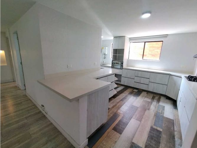 Apartamento de 2 alcobas en arriendo en Santa Fe, Medellín, 68 m² · foto 3 de 21