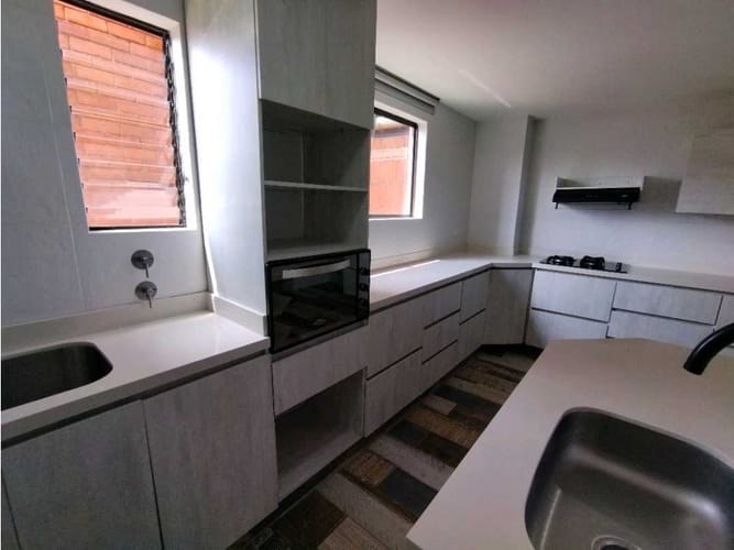 Apartamento de 2 alcobas en arriendo en Santa Fe, Medellín, 68 m² · foto 10 de 21